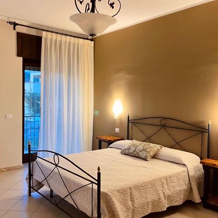 B&B Tempa Rossa Roccadaspide Екстер'єр фото